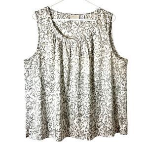 Chico’s gray & white abstract animal print gathered neck tank shell XL